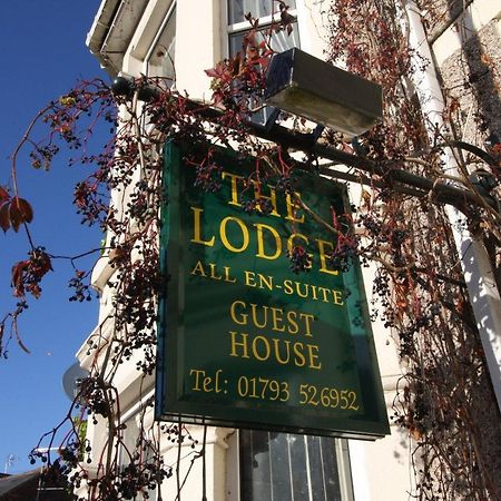 The Lodge Swindon Esterno foto