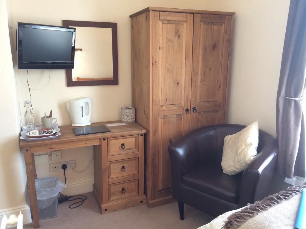 The Lodge Swindon Esterno foto